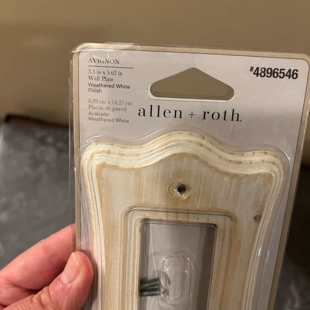 Allen + Roth Weathered White Wall Plate - Picture 2 of 4